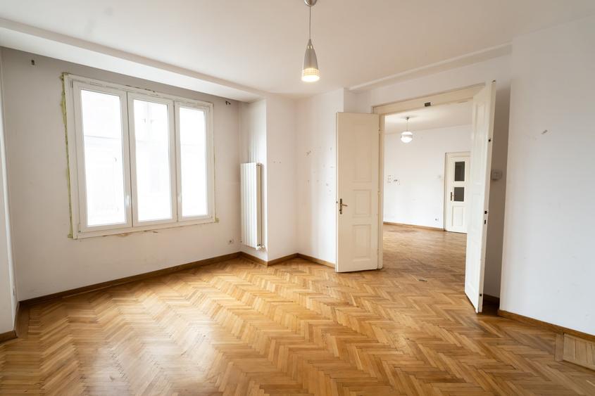 Comision 0% I Apartament cu 3 camere I Posibilitate de investiție IStr. Napoca - 7