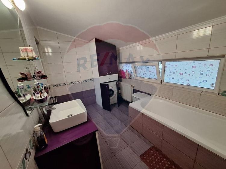 Apartament cu 3 camere de vanzare in Constanta - 5