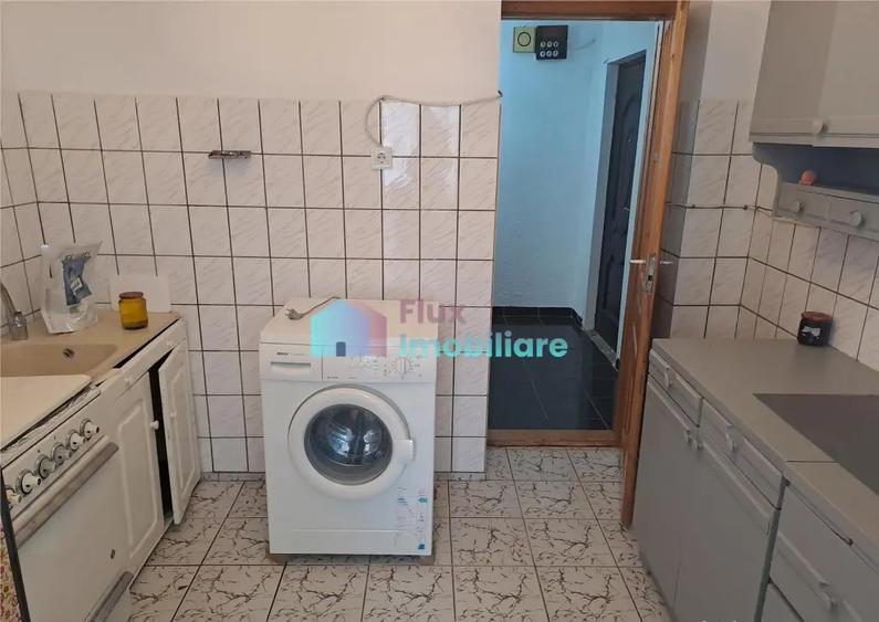 Apartament cu 3 camere etaj 2 Obcini zona Dany Gry - 10