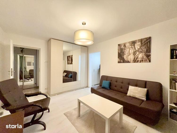 Apartament cu 2 camere semidecomandat, mobilat în Victoriei