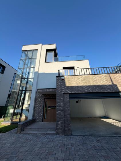 Vila de lux cu piscina Pipera, langa Scoala Americana - NOU - 1