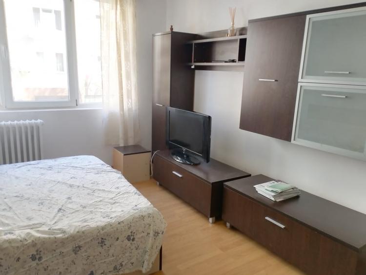 Garsoniera decomandata zona Dr. Taberei - str. Targu Neamt // Bloc reabilitat - 2