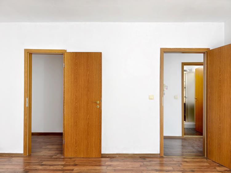 SAD | 106 MP - Pretabil Office | Spatios | Bine Compartimentat | Comision 0 - 10