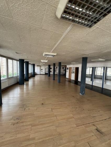 Spatiu Comercial de inchiriat pe 2 nivele, 300 MP, zona Piata Marasti - 1