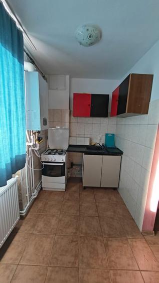 Garsoniera zona Astra - 2