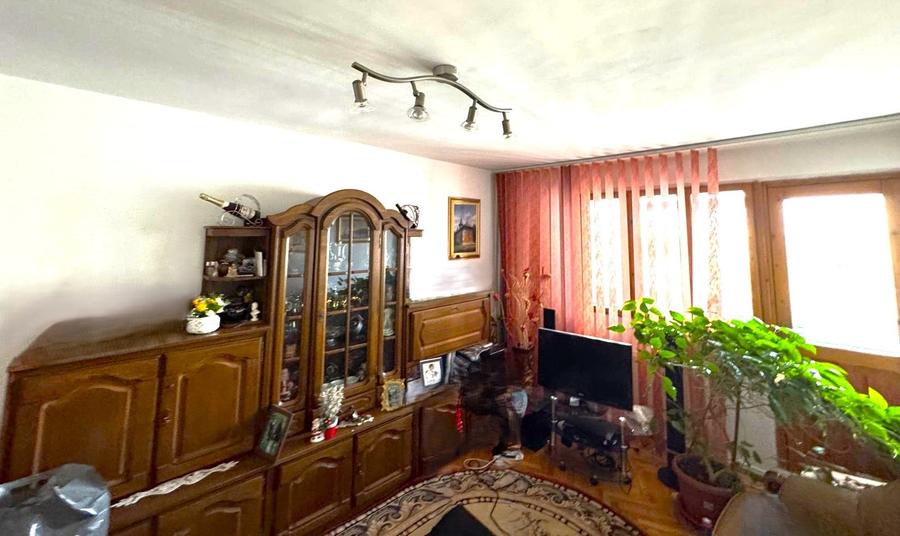 Apartament spatios 4 camere decomandate, etaj 7 din 10, Micro 18 - 1