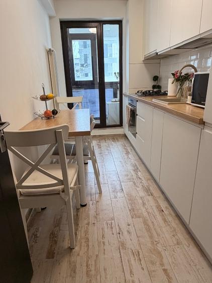 Vând apartament 2 camere  - 3