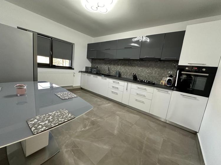 Casa P+M, 1000 mp teren, 178,97 mp, Carcea - 7