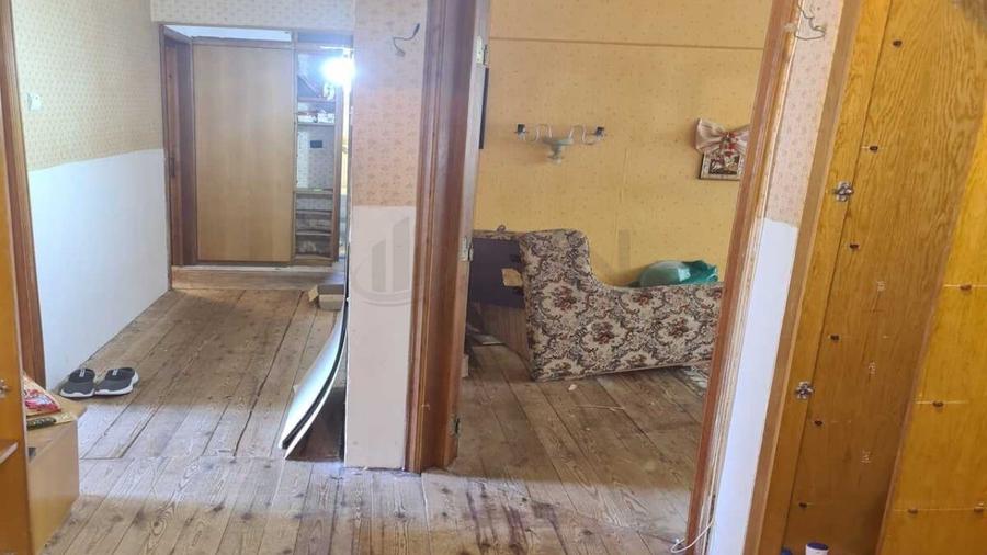 REA0131472 Apartament 4 Camere I Aviatiei - 1