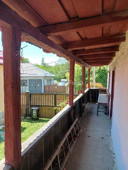 Case de vanzare la ?ara