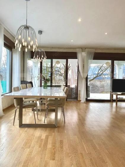 Iti doresti o casa de lux? Ai gasit! - 12