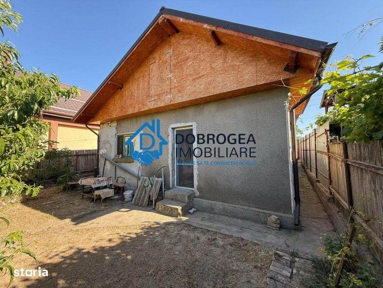 Caslita - teren 513 mp, pomi fructiferi, casa 2 camere - 1