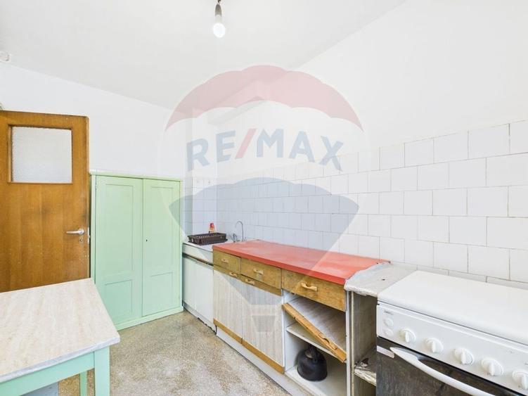 Apartament cu 3 camere în zona – 1 Mai / Domenii - 10