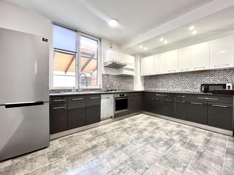 Casă luminoasă cu curte și garaj, perfectă pentru familie | Braytim - 8