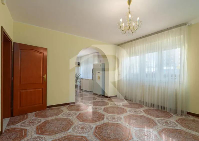 Drumul Taberei - Valea Oltului, casa 9 camere, lot 1158 mp - 9