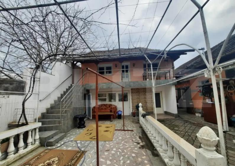 Ocazie! Casa de 600mp, teren 1050mp, zona Sagului - 1