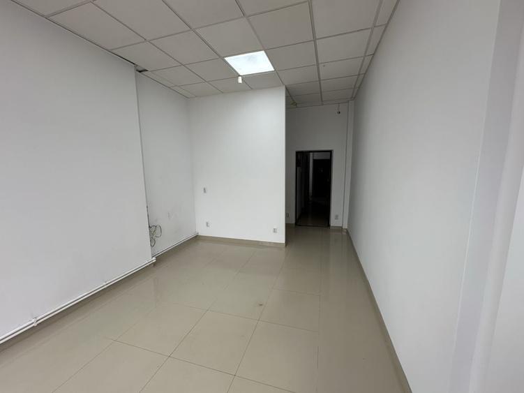 Spațiu comercial, de 42 mp, în Central
