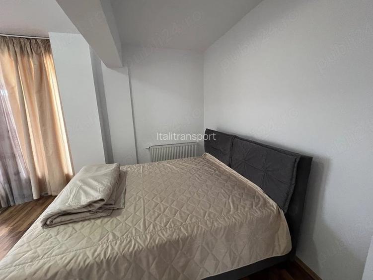 Inchiriez apartament 3 camere penthouse