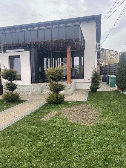 Vand Casa cu 4 camere , garaj si beci in Falticeni - 2