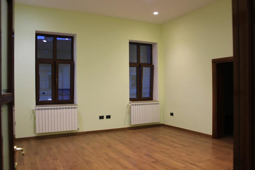 De vânzare: Apartament ultracentral cu 3 camere - 1