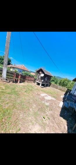 Teren si casa+ anexe de vânzare  - 7