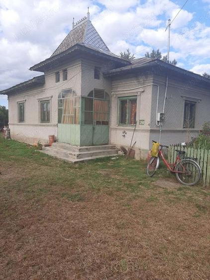 Casa de vanzare Boteni, Dambovi?a - 1