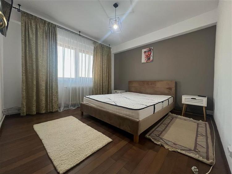 Apartament de vânzare cu 3 camere in Nicolina - 1