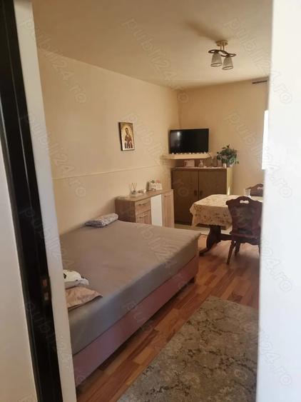 Casa de vanzare cu gradina mare in Covaci. - 8