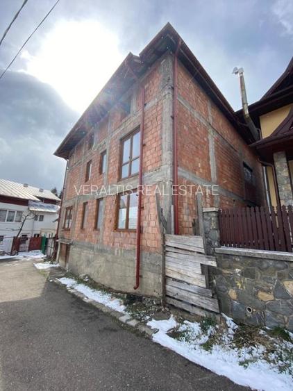 Casa de vanzare central Busteni, Jud. Prahova