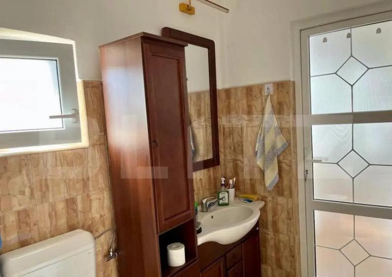 Casa 3 camere + curte - 5