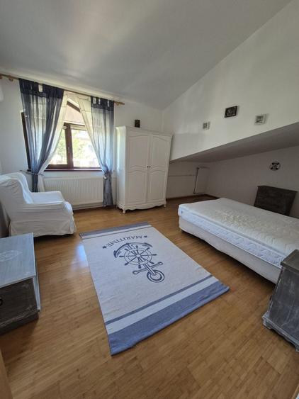 Vilă 4 camere Iancu Nicolae: Grădină proprie 500 mp, garaj și terasă - 6