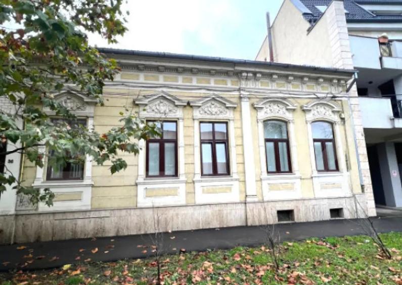 Apartament ultracentral, cu 3 camere, Curte Comuna - 2