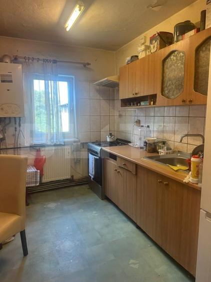 Apartament 4 camere decomandate, 2 bai, 2 balcoane, 80 mp, etaj intermediar - 1