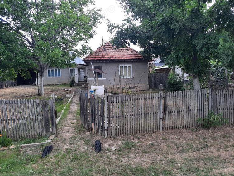 Casa si teren de vanzare Terchesti Vrancea - 5