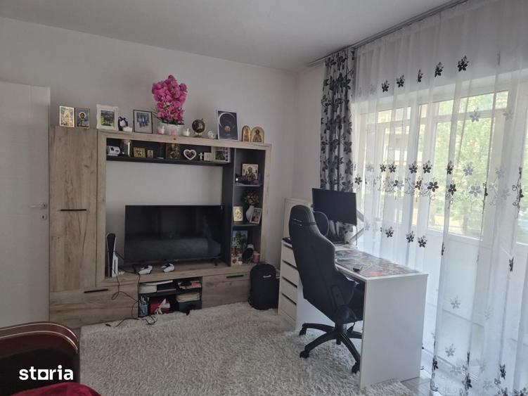 Apartament cu 2 camere,parcare inclusa, zona Florilor - 15
