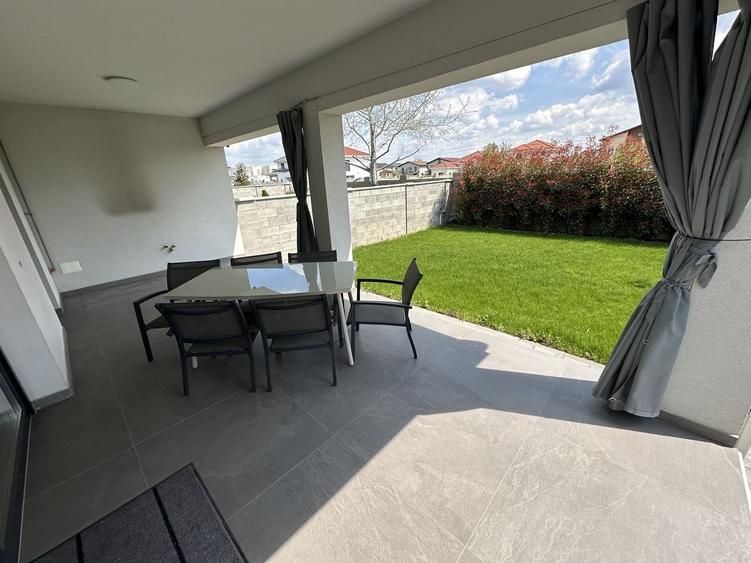 Duplex despărtit  prin garaj zona Ikea - 1