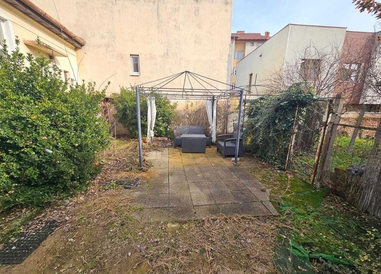 De vanzare casa zona Spitalul Judetean - 6