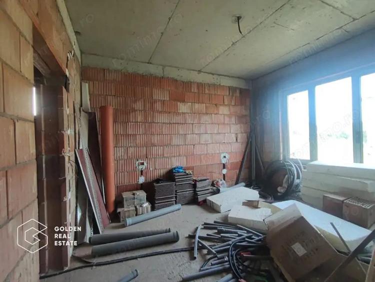 Casa cu teren de 697 mp si 5 dormitoare, Westfield - 3