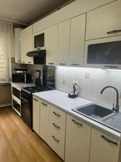 apartament o camera de inchiriat in zona Balcescu - 4