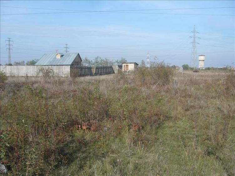 Teren Construcții intravilan de 700 mp, în Nord-Vest
