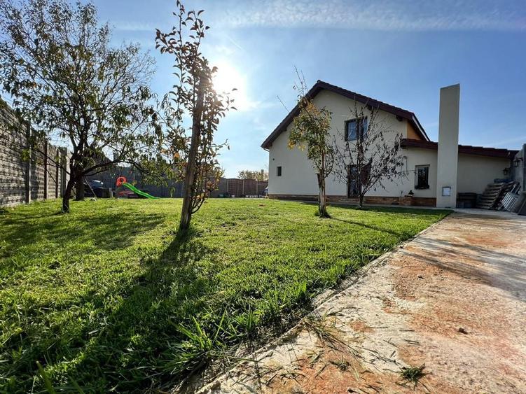 Vand casa cu etaj , in regim ( P+M) - 3