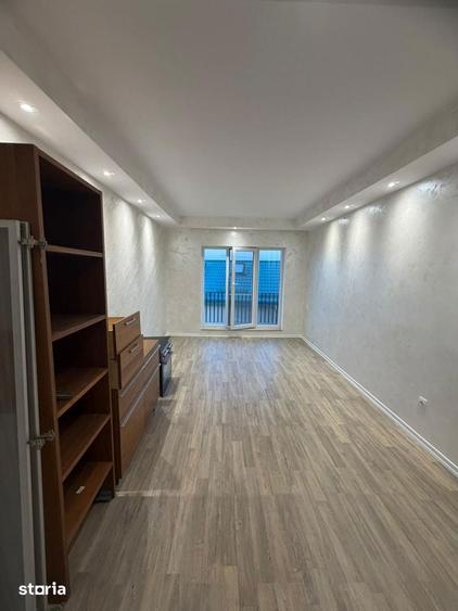 Vand apartament 3 camere Cosmopolis - 10