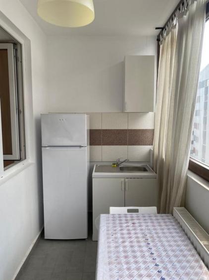 Inchiriere Garsoniera Decomandata Militari Residence - 5