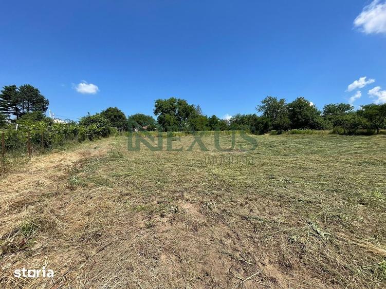 Casă cu 2 camere cu Teren 3200 Mp în Traian
