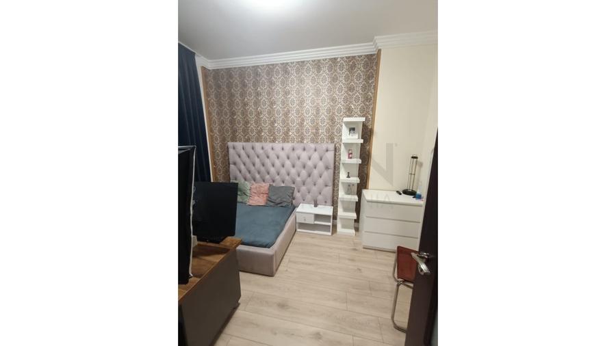 REV2004769 Decebal l IDEAL INVESTITIE l Vila 300 mp - 2