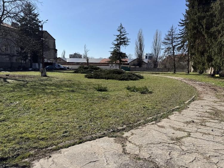 Teren festivaluri, Evenimente, Piete de Weekend ULTRACENTRAL , Calea Plevnei - 4