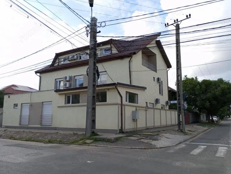 Pensiune de vanzare cu 15 camere cu baie proprie, suprafata utila 550 mp - 3