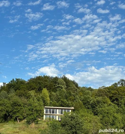 De vanzare casa cu geamuri triplu vitraj + teren De vanzare casa cu geamuri triplu vitraj + teren