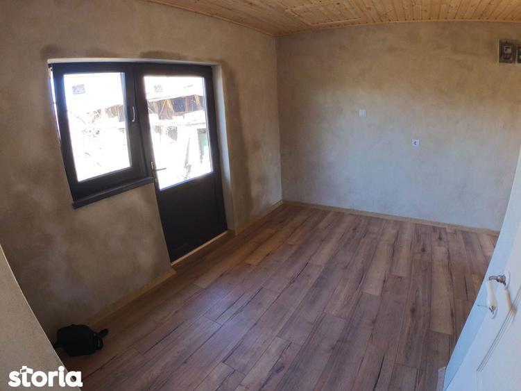 Casa la pret de apartament 4 camere, teren 1770 mp, renovata Ciorani - 8