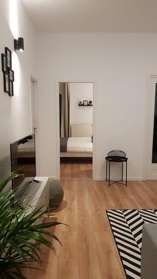 3 cam Piață Romana - Vasile Lascăr - 5